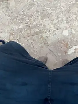 slaveboi9876 online show from December 17, 2025, 5:18 pm