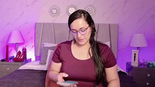 Snapshot of Michell_Monet chatting on May 20, 2026, 11:40 am Michell Monet online show from May 20, 2026, 11:40 am