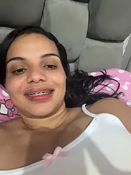 Snapshot of Anavalle chatting on February 1, 2026, 3:05 am Anavalle online show from February 1, 2026, 3:05 am