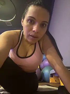 Snapshot of Anavalle chatting on September 26, 2025, 3:19 pm Anavalle online show from September 26, 2025, 3:19 pm