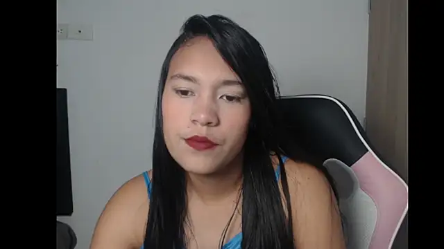 Snapshot of IsabellaSmith11 chatting on October 6, 2025, 5:13 pm IsabellaSmith11 online show from October 6, 2025, 5:13 pm