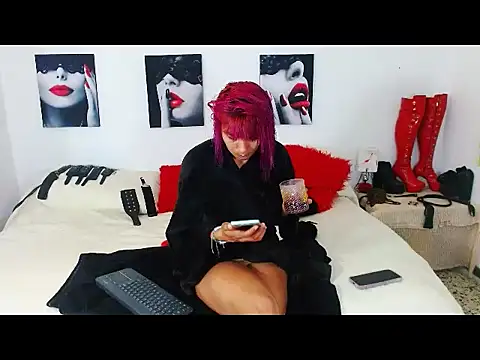mylygrey online show from May 16, 2026, 2:16 pm