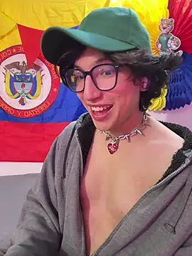 -BlueOpal- online show from July 2, 2026, 1:06 am