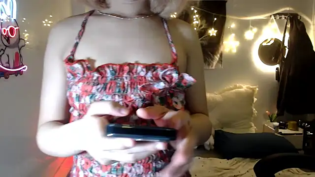 EllieYoon online show from October 3, 2025, 4:36 am