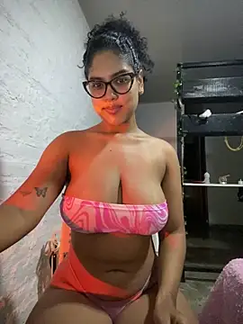 Snapshot of miiabrown18 chatting on June 3, 2026, 7:31 am miiabrown18 online show from June 3, 2026, 7:31 am