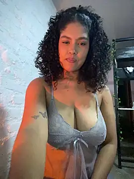 Snapshot of miiabrown18 chatting on June 6, 2026, 12:38 am miiabrown18 online show from June 6, 2026, 12:38 am
