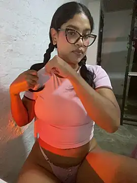 Snapshot of miiabrown18 chatting on July 24, 2026, 12:06 am miiabrown18 online show from July 24, 2026, 12:06 am