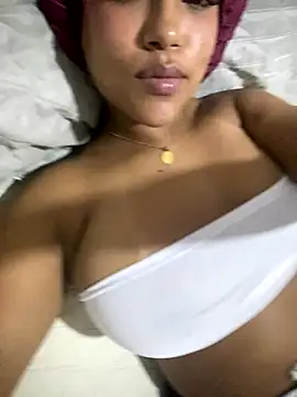 Snapshot of miiabrown18 chatting on November 12, 2025, 1:32 am miiabrown18 online show from November 12, 2025, 1:32 am