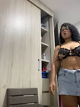 Snapshot of miiabrown18 chatting on October 21, 2025, 1:49 am miiabrown18 online show from October 21, 2025, 1:49 am