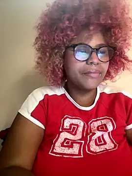 Snapshot of niki_wild18 chatting on October 19, 2025, 2:25 am niki wild18 online show from October 19, 2025, 2:25 am