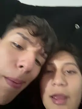  Kinky69  online show from November 12, 2025, 10:02 pm