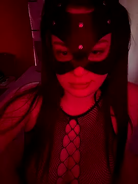pelinnnsuu online show from September 23, 2025, 4:08 am