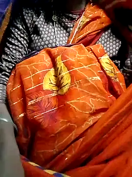 Snapshot of Cuty_kinjal chatting on December 21, 2025, 9:59 pm Cuty kinjal online show from December 21, 2025, 9:59 pm