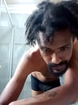 Snapshot of Goofygoody17 chatting on January 13, 2026, 10:19 am Goofygoody17 online show from January 13, 2026, 10:19 am