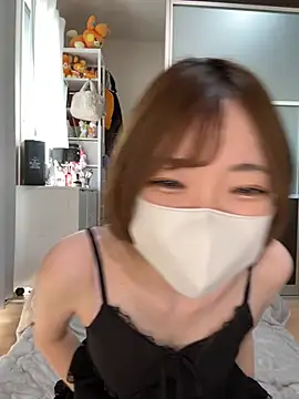 Moe v v online show from February 28, 2026, 3:06 am