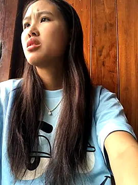 Mai lovely online show from November 10, 2025, 7:35 am