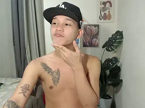 Snapshot of asianmonstercock05 chatting on February 9, 2026, 1:25 am asianmonstercock05 online show from February 9, 2026, 1:25 am