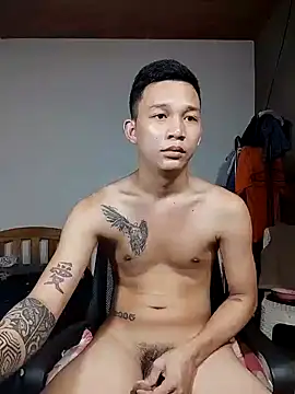 Snapshot of asianmonstercock05 chatting on October 6, 2025, 6:25 am asianmonstercock05 online show from October 6, 2025, 6:25 am