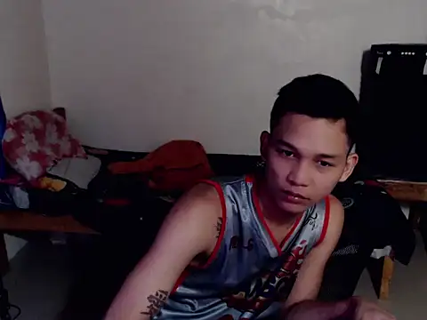 Snapshot of asianmonstercock05 chatting on October 8, 2025, 1:45 pm asianmonstercock05 online show from October 8, 2025, 1:45 pm