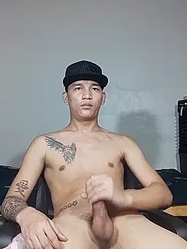 Snapshot of asianmonstercock05 chatting on October 6, 2025, 6:30 pm asianmonstercock05 online show from October 6, 2025, 6:30 pm