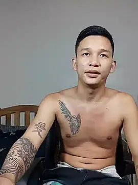 Snapshot of asianmonstercock05 chatting on October 3, 2025, 1:12 pm asianmonstercock05 online show from October 3, 2025, 1:12 pm