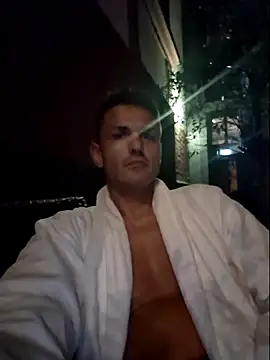 Snapshot of Daniel85Schlam chatting on December 18, 2025, 2:49 am Daniel85Schlam online show from December 18, 2025, 2:49 am