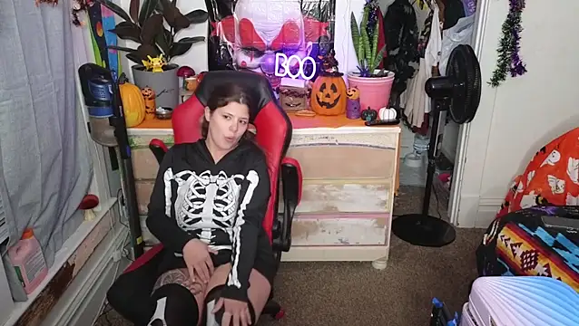 Snapshot of xofrankiefinexo chatting on October 5, 2025, 4:47 am xofrankiefinexo online show from October 5, 2025, 4:47 am