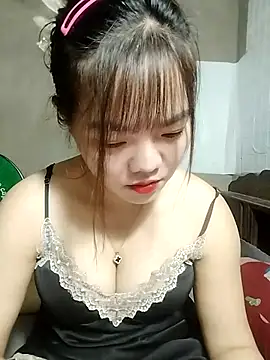 Snapshot of Meomeo-meo chatting on October 8, 2025, 11:12 am Meomeo-meo online show from October 8, 2025, 11:12 am