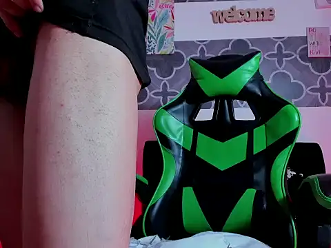 Skinny batman online show from December 20, 2025, 6:49 am