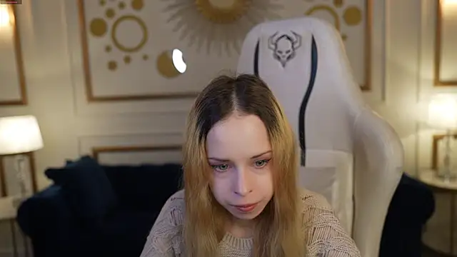 Luchi Sun online show from November 3, 2025, 11:14 am