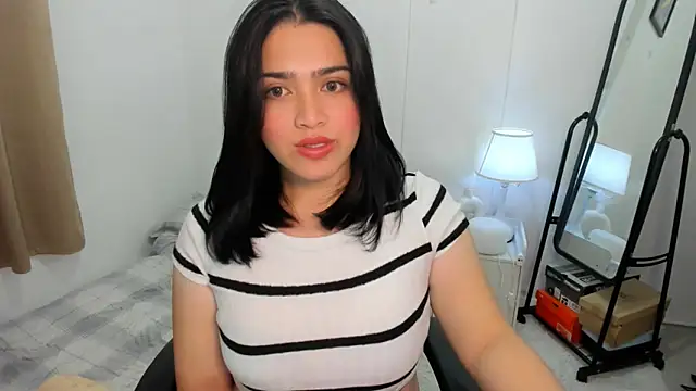 Snapshot of BubbbleButtDemi chatting on November 7, 2025, 9:36 am BubbbleButtDemi online show from November 7, 2025, 9:36 am