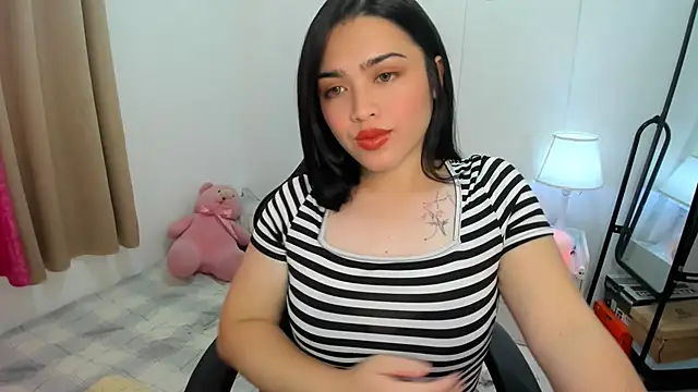 Snapshot of BubbbleButtDemi chatting on November 5, 2025, 5:21 am BubbbleButtDemi online show from November 5, 2025, 5:21 am