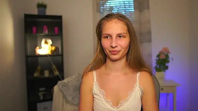Snapshot of emmie_murray chatting on April 22, 2026, 1:40 pm emmie murray online show from April 22, 2026, 1:40 pm