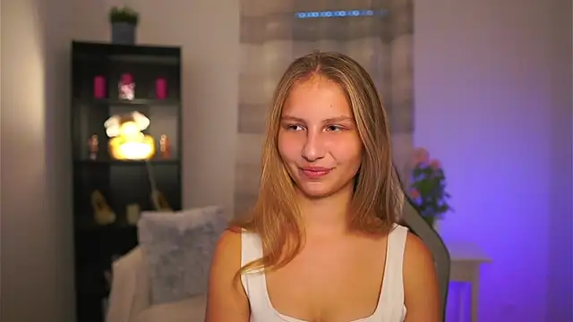 emmie murray online show from November 7, 2025, 2:10 pm