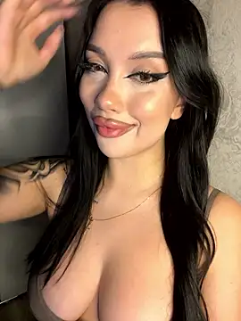 kiss Lissa online show from January 7, 2026, 2:22 pm