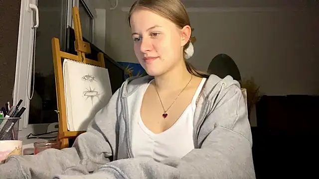 DarlenaRhett online show from October 9, 2025, 5:24 pm