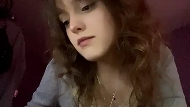 Snapshot of ShannanJou chatting on October 3, 2025, 1:12 pm ShannanJou online show from October 3, 2025, 1:12 pm