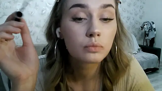Snapshot of JerrieLoosle chatting on October 9, 2025, 3:45 pm JerrieLoosle online show from October 9, 2025, 3:45 pm