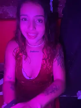 Snapshot of Aurora_princesss chatting on October 4, 2025, 1:18 am Aurora princesss online show from October 4, 2025, 1:18 am