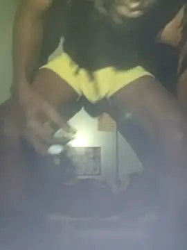 Snapshot of FilmableAntonym chatting on December 5, 2025, 1:49 am FilmableAntonym online show from December 5, 2025, 1:49 am