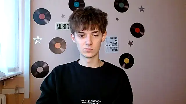 Hoot Dude  online show from November 11, 2025, 1:50 pm