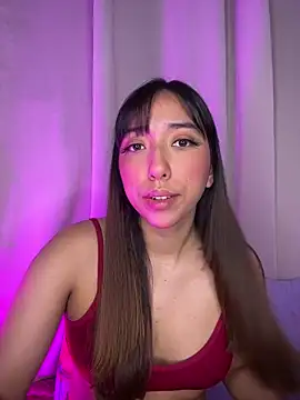 Snapshot of emily__walker chatting on May 3, 2026, 6:51 am emily walker online show from May 3, 2026, 6:51 am