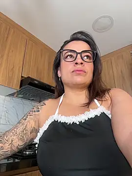 liz and thiago online show from May 15, 2026, 1:53 pm