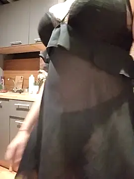 kisette online show from October 19, 2025, 4:21 pm