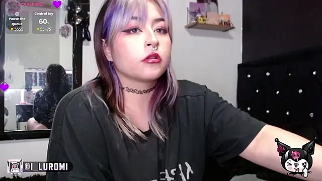 Snapshot of Iluromi chatting on February 27, 2026, 3:12 pm Iluromi online show from February 27, 2026, 3:12 pm