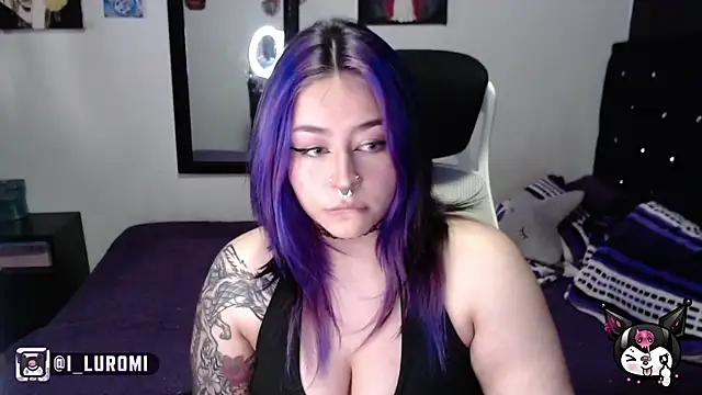 Iluromi online show from December 15, 2025, 4:35 pm