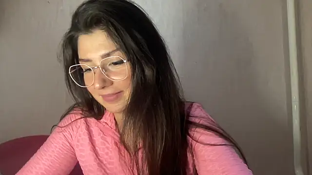 RossyStrawberryV online show from October 9, 2025, 2:39 pm