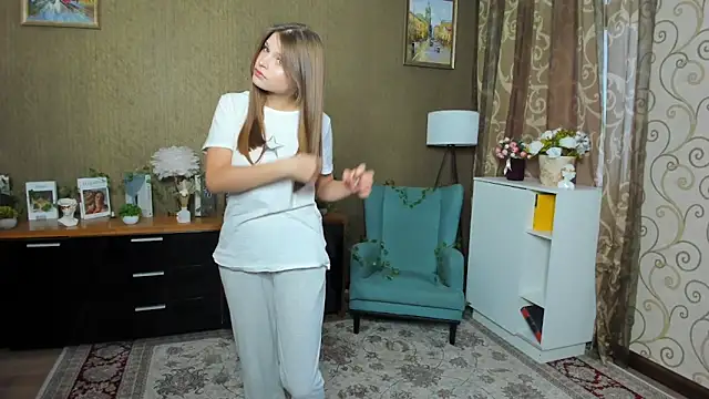 AlexisStrazza online show from October 10, 2025, 7:09 am
