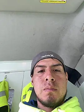 Snapshot of juanjR11 chatting on March 30, 2026, 4:08 pm juanjR11 online show from March 30, 2026, 4:08 pm