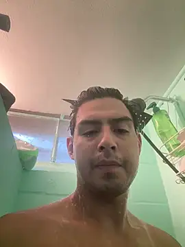 Snapshot of juanjR11 chatting on September 25, 2025, 2:12 pm juanjR11 online show from September 25, 2025, 2:12 pm